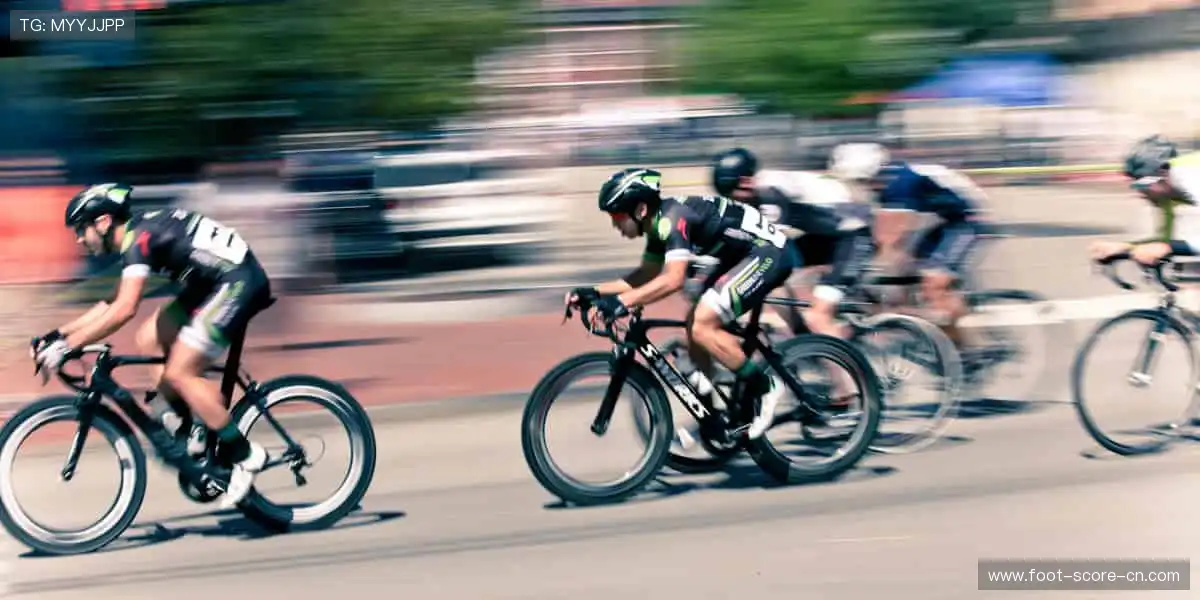 👕球迷专属，个性定制！每一件周边，都是热爱的勋章🎁